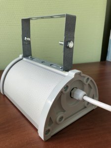 Светодиодный низковольтный прожектор KVE -LV- 20. 12/24/36 V. АС/ DC .20W